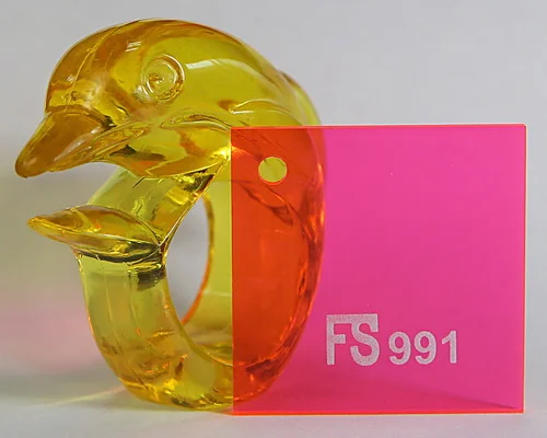 Transparent Acrylic Sheet Pink